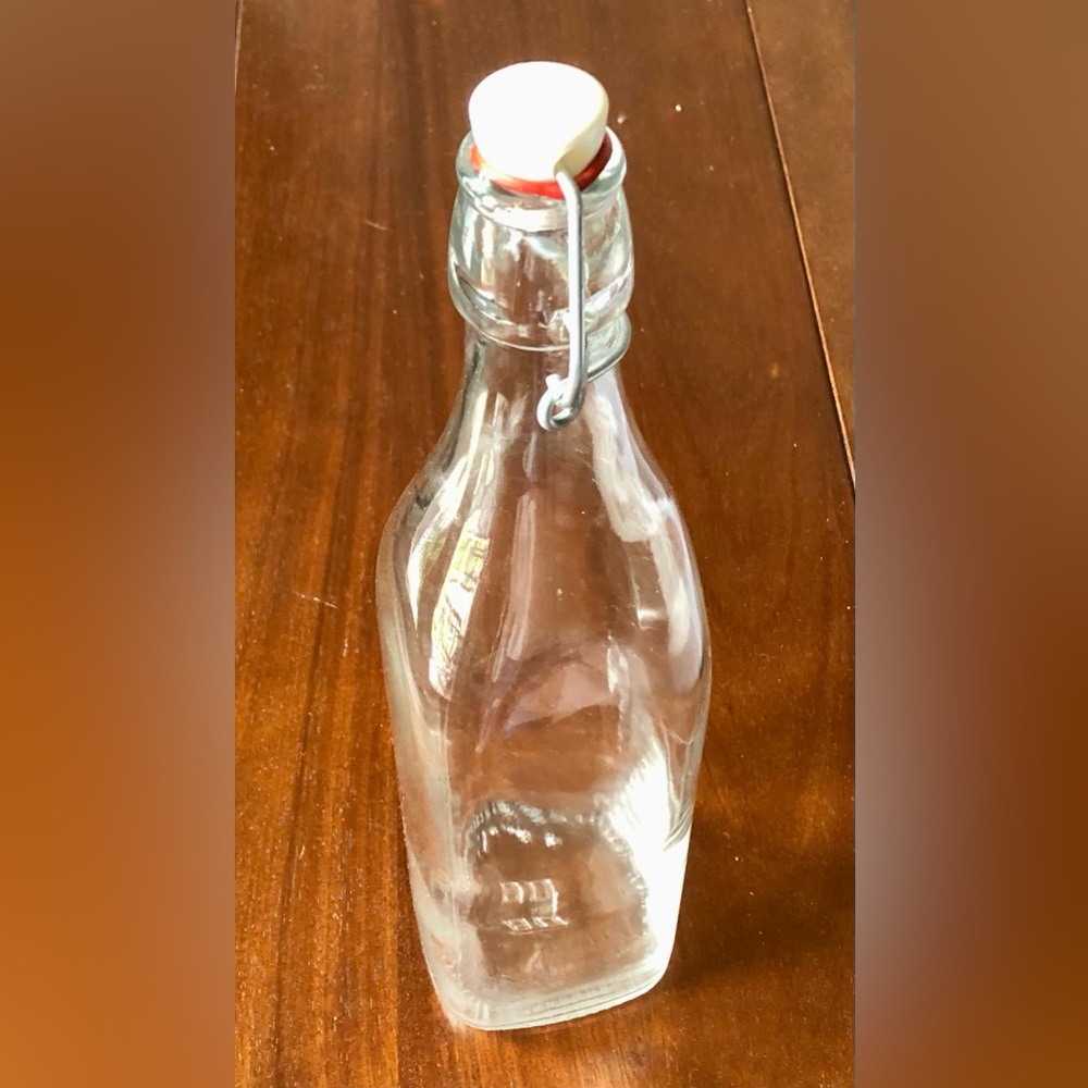 17 ounce Bormioli Rocco Glass Bottle with Hermetic Seal (10 1/2” x 2 1/2”)